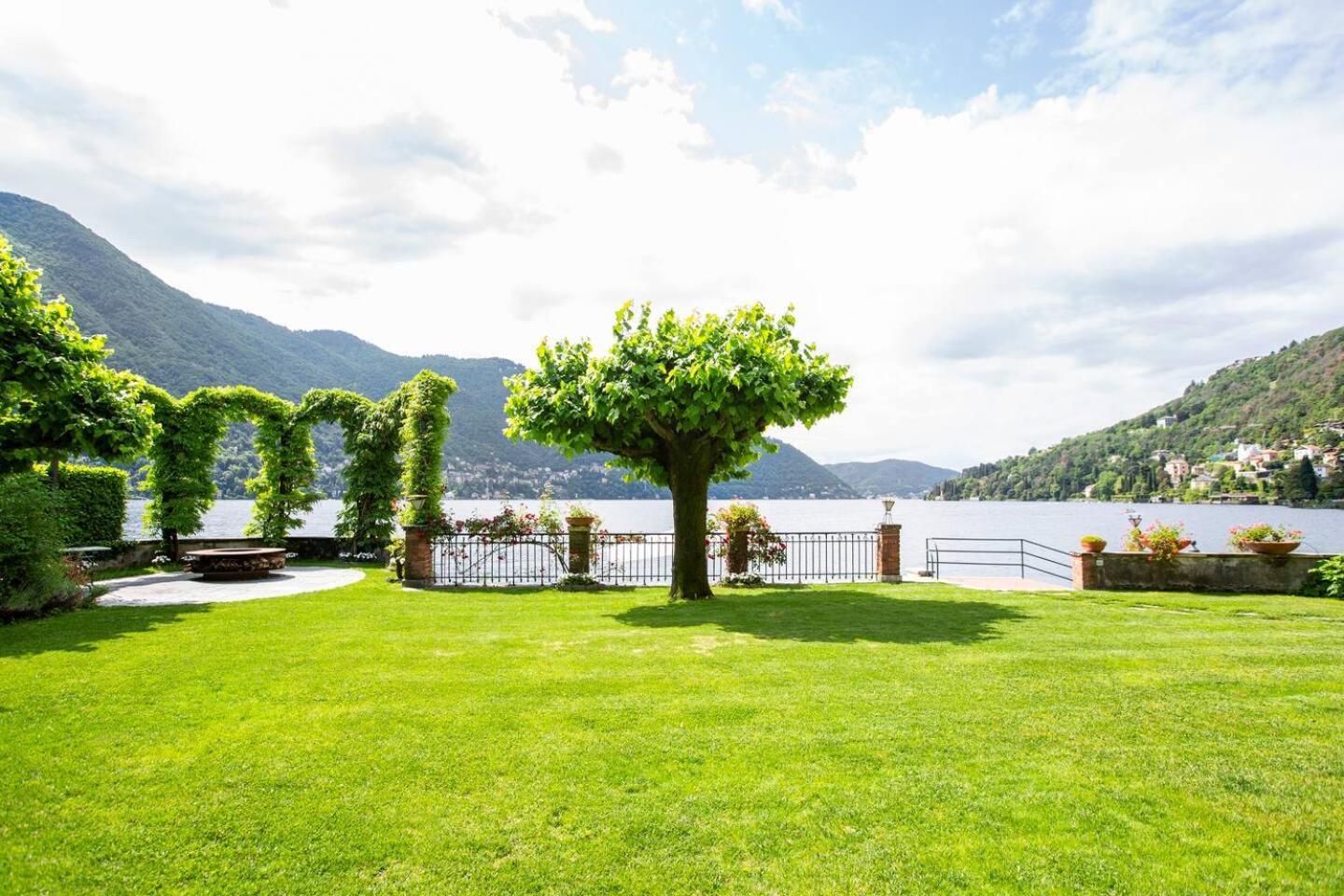 Villa Noseda Молтрасио Екстериор снимка